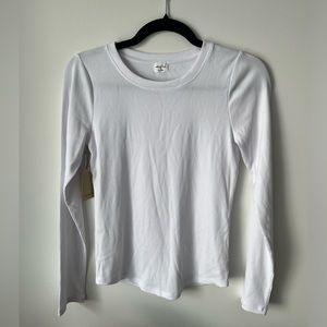 ARITZIA GO-TO LONGSLEEVE Sz Med